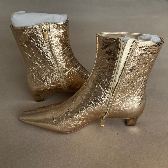 Michael Kors Cosmo Kitten Booties - Picture 2 of 6